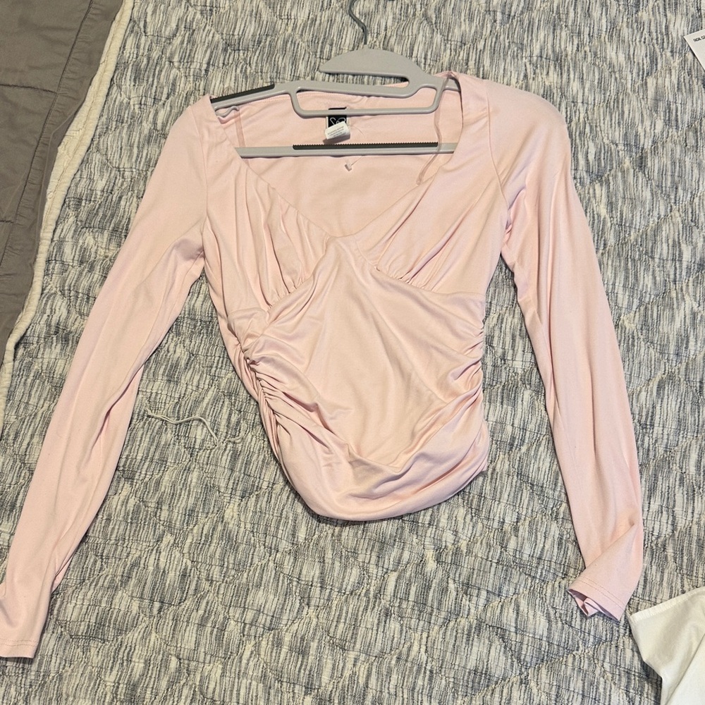 Women's Long Sleeve Ruched V-Neck Top - Light Pink